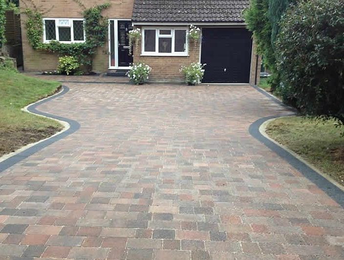 block_paved_front_drive_hemel_hempstead_mandp_paving_contractors_ltd-1